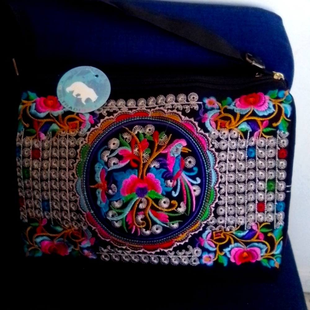 Hand bag multi-use beautiful colors and design